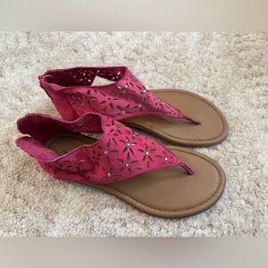 American Eagle girls laser cut rhinestone pink sandals size 3.5